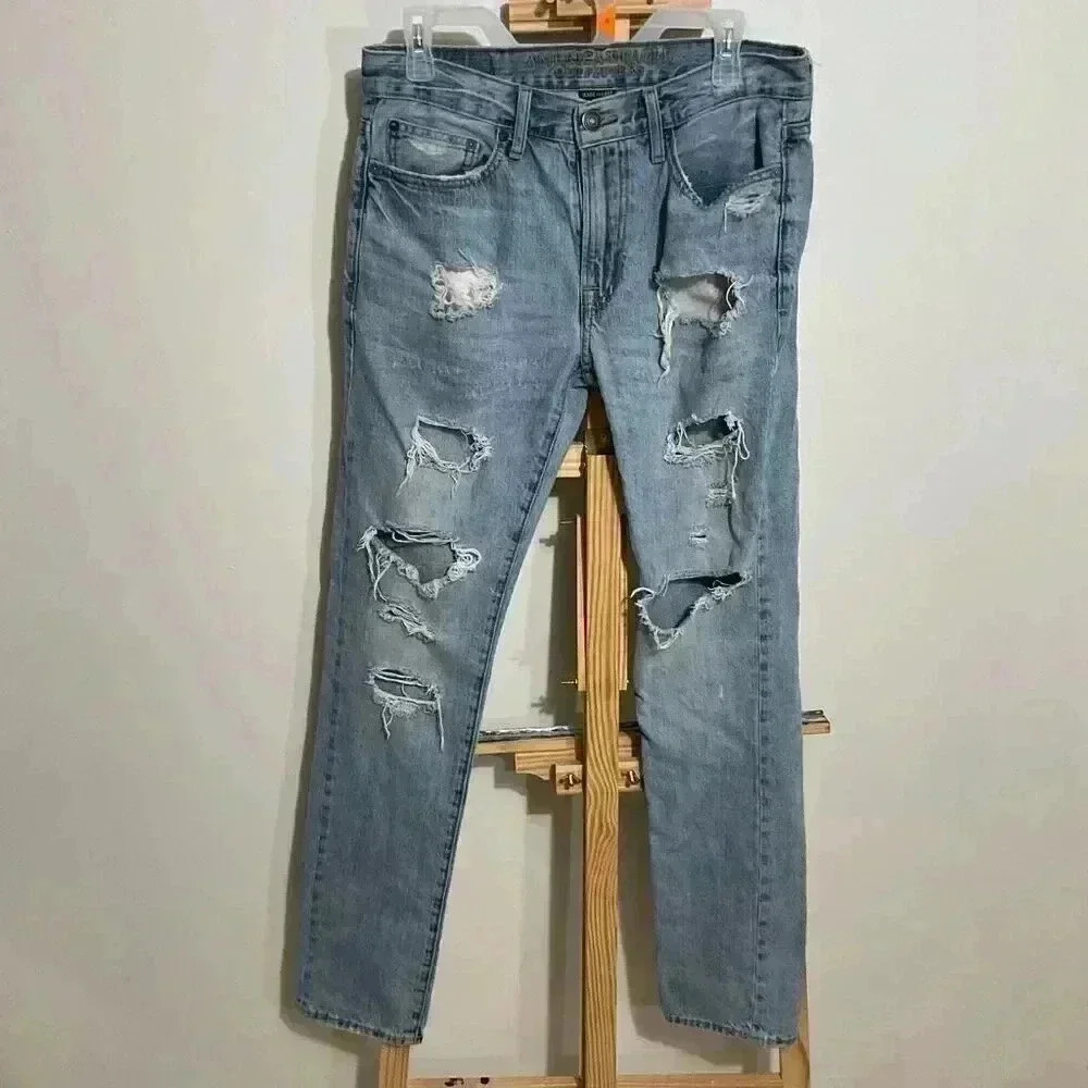 American Eagle Outfitters Made To Last Slim Distressed Mens light wash Jeans Siz